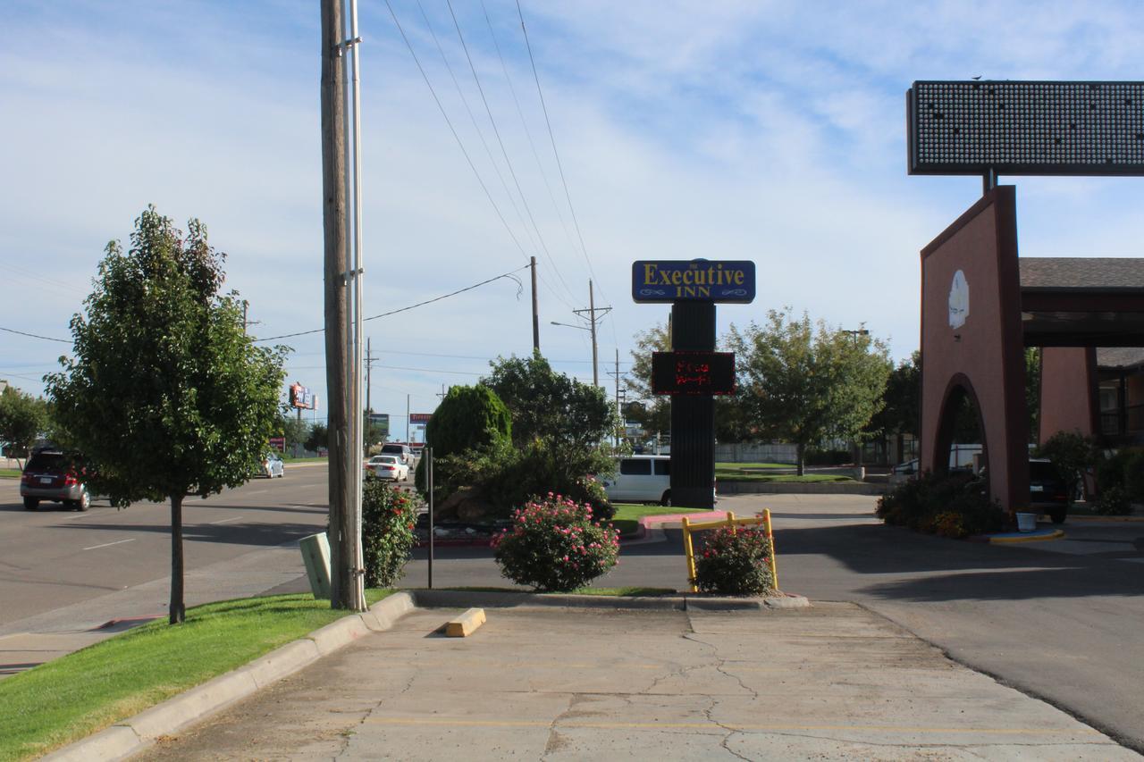 The Executive Inn & Suites Amarillo Dış mekan fotoğraf