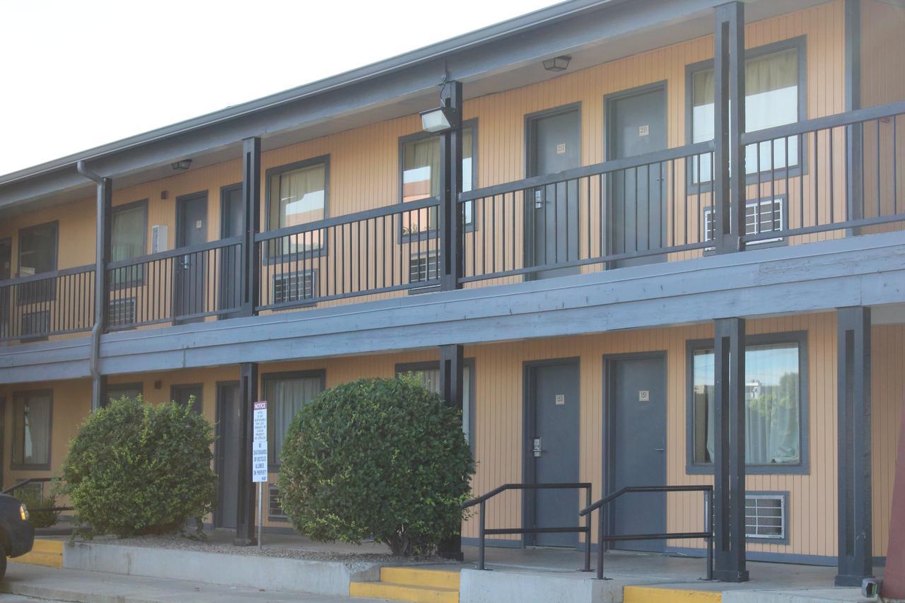 The Executive Inn & Suites Amarillo Dış mekan fotoğraf